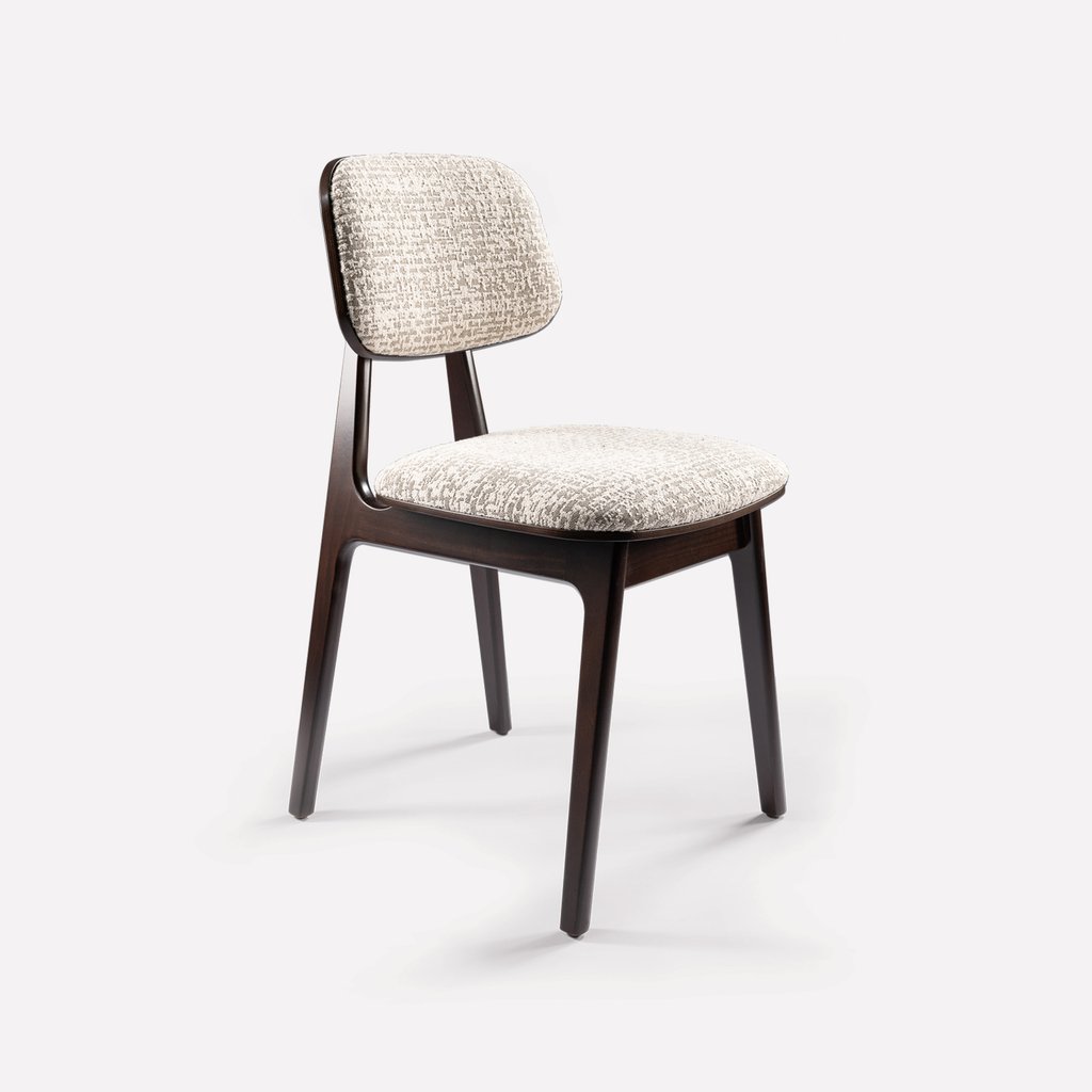 Chaise Soon
