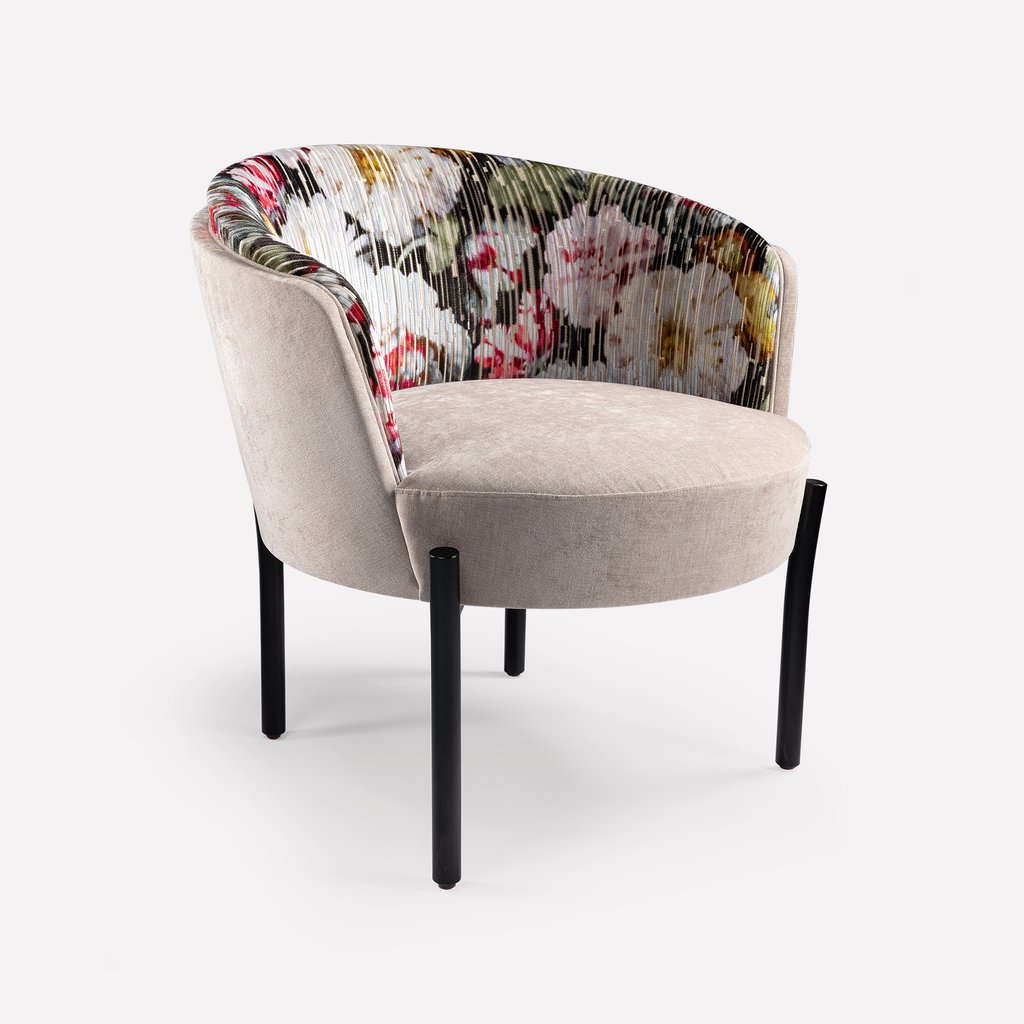 Humilis armchair