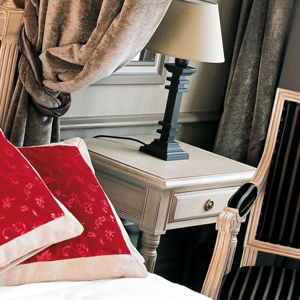Marigny Bedside table