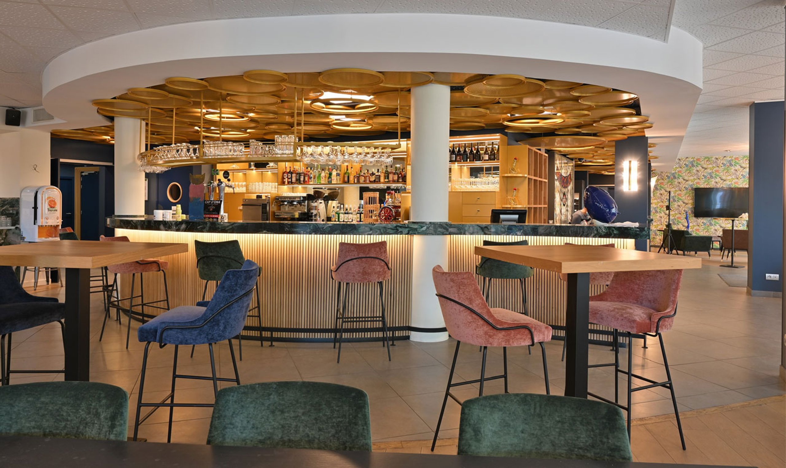 hotel-dali-1.jpg