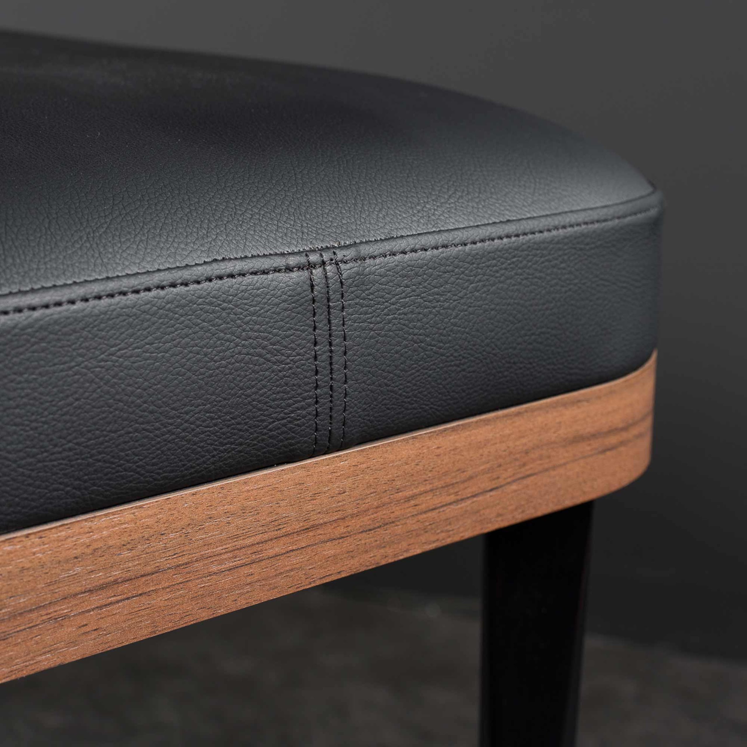 Humilis bench